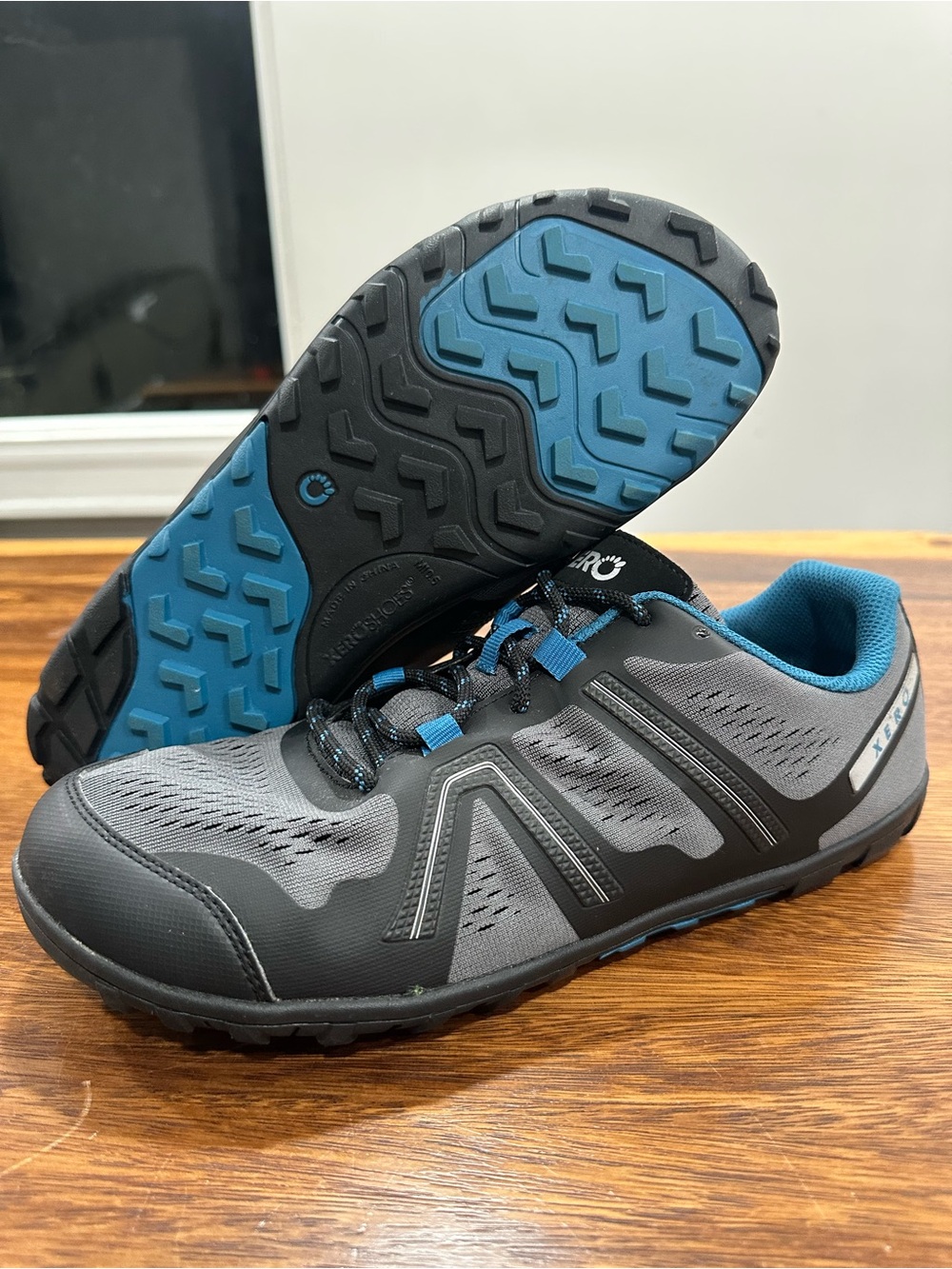 Xero Shoes Mesa Trail Minimalist Hiking Shoe Blue Gray Men’s Sz 10.5 1st Gen